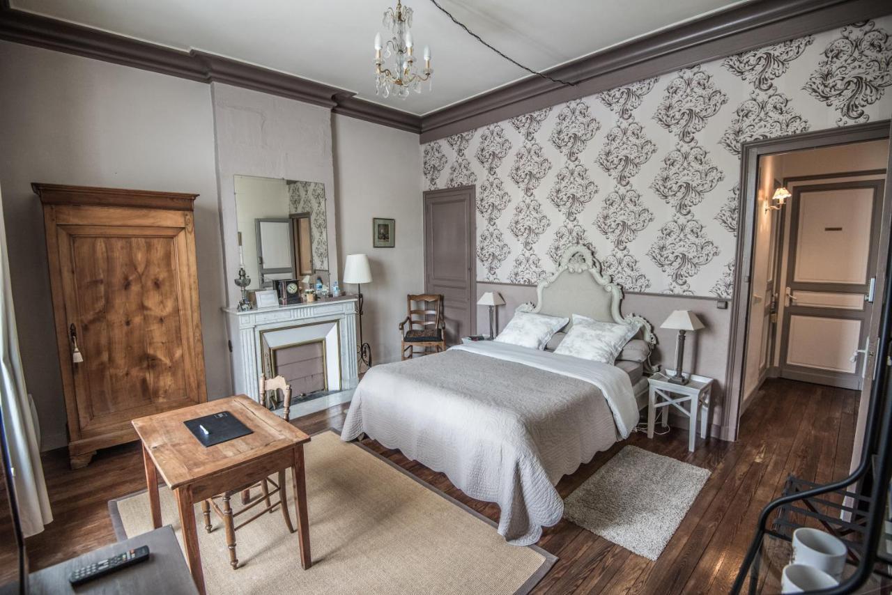 Les Tuileries De Chanteloup La Roche-Chalais Zimmer foto