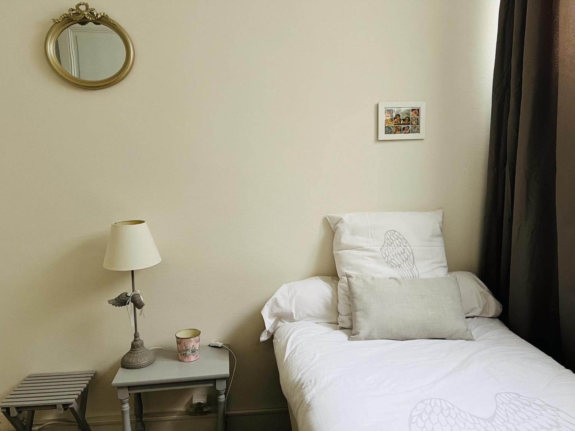 Les Tuileries De Chanteloup La Roche-Chalais Zimmer foto